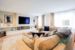 Photo 31- click for photo gallery